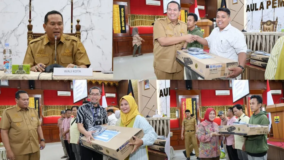 Seratus UMKM Terdampak Banjir di Pariaman Terima Bantuan Peralatan dan Program Trauma Healing
