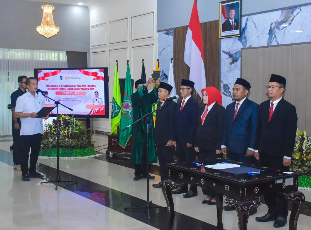 Gubernur NTB Lantik Lima Komisioner Komisi Informasi Periode 2026–2030