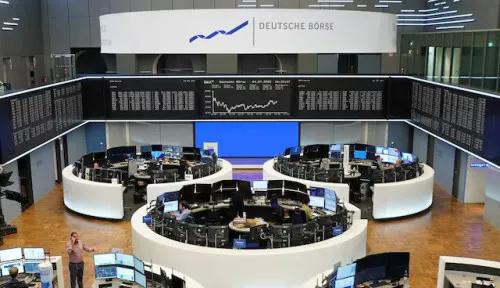 Bursa Eropa Menguat, Investor Cermati Laporan Keuangan dan Dampak Pelemahan Saham AI