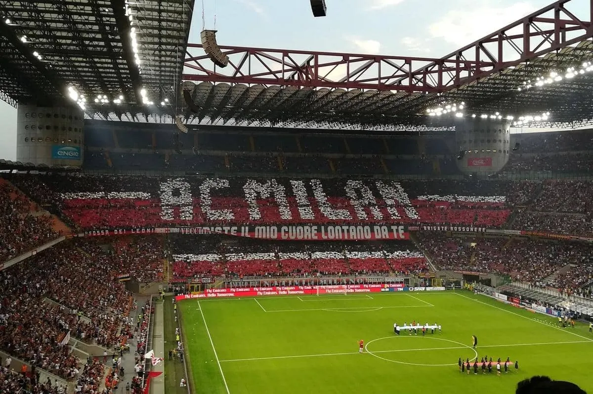 AC Milan Takluk dari Lazio, Rekor Tandang Musim Ini Terhenti dan Jarak dengan Inter Melebar
