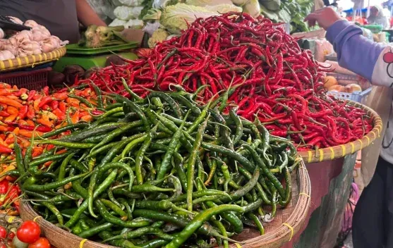 Harga Cabai Merah dan Bawang di Pasar Tradisional Lampung Mulai Naik Jelang Lebaran