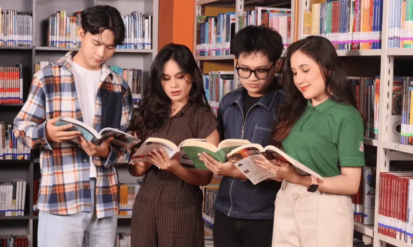 Perpustakaan UBSI Kampus Sukabumi Usung Konsep Modern Bernuansa Kafe untuk Dukung Gaya Belajar Mahasiswa