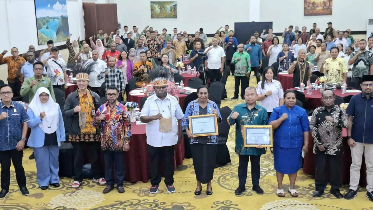 Filep Wamafma Apresiasi Konsolidasi Pendidikan di Papua Barat dan Papua Barat Daya