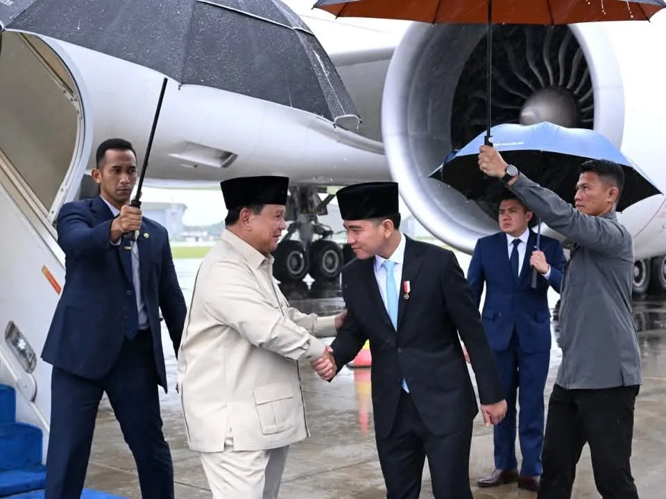 Prabowo Pulang ke Tanah Air Usai Lawatan Timur Tengah, Bahas Perdamaian Gaza dan Kerja Sama Ekonomi