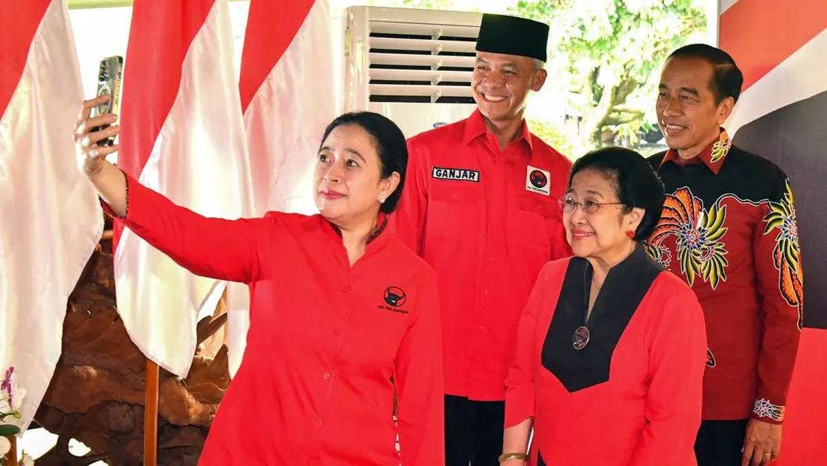 Jokowi Tiba di Rakernas PDIP, Disambut Ganjar Pranowo dan Elite Partai