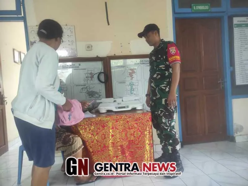 Babinsa Kamasan Dampingi Penyaluran Makanan Bergizi Gratis untuk Ibu Hamil, Menyusui, dan Balita