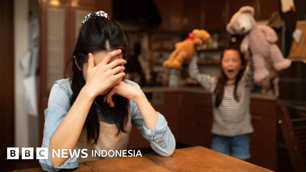 Ancaman Covid-19 dan Dampaknya pada Psikologi: Dari Konformitas hingga Sikap terhadap Orang Luar
