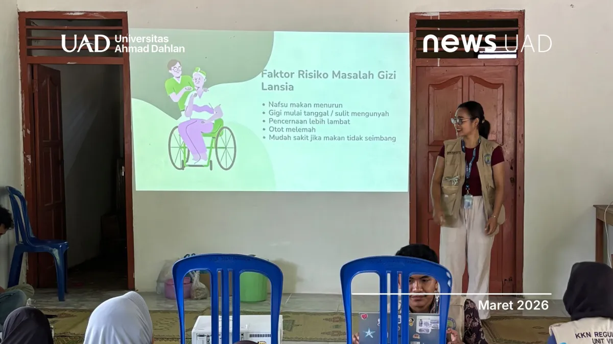 Mahasiswa KKN UAD dan Kader Posyandu Gelar Pemeriksaan Kesehatan serta Edukasi Gizi untuk Lansia di Padukuhan Pengkok