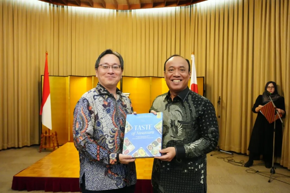Buku “Taste of Nusantara” Masuk Lingkungan Kedubes Jepang di Jakarta