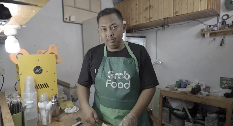 Kisah Mas Nur: Dari Mitra Pengemudi ke Perintis Baso Aci Mastyo Berbasis Digital