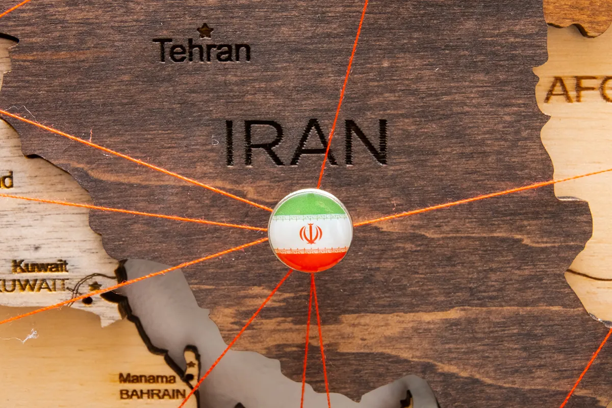 Eskalasi AS-Israel dan Iran Bayangi Pasar Energi: Selat Hormuz Jadi Titik Kritis Minyak dan LNG Dunia