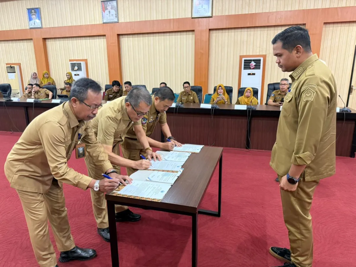 Pemkab Bantaeng Teken Perjanjian Kinerja dan Pakta Integritas Kepala OPD