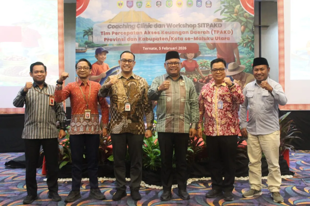 Sekda Maluku Utara Buka Coaching Clinic dan Workshop SIPTAKD untuk Perluas Akses Keuangan