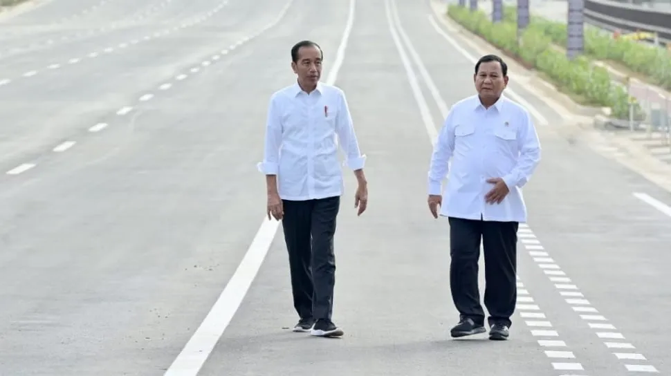 Isi Hampers Lebaran Jokowi dan Prabowo: Camilan Tradisional vs Paket Bahan Dapur