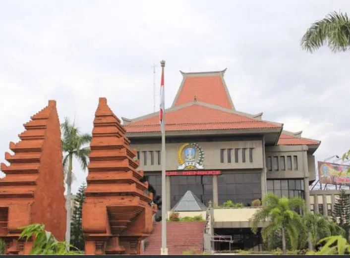 Kode “LN” Muncul di Agenda DPRD Jatim Maret 2026, Sekretariat Sebut Salah Kolom
