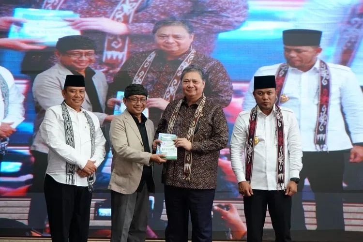 Airlangga: Transformasi Ekonomi Hijau Memerlukan Fondasi Makroekonomi yang Kuat