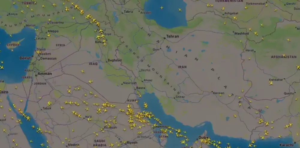 Iran Aktifkan Zona Tembak dan Tutup Koridor Udara, Maskapai Global Tangguhkan Penerbangan di Timur Tengah
