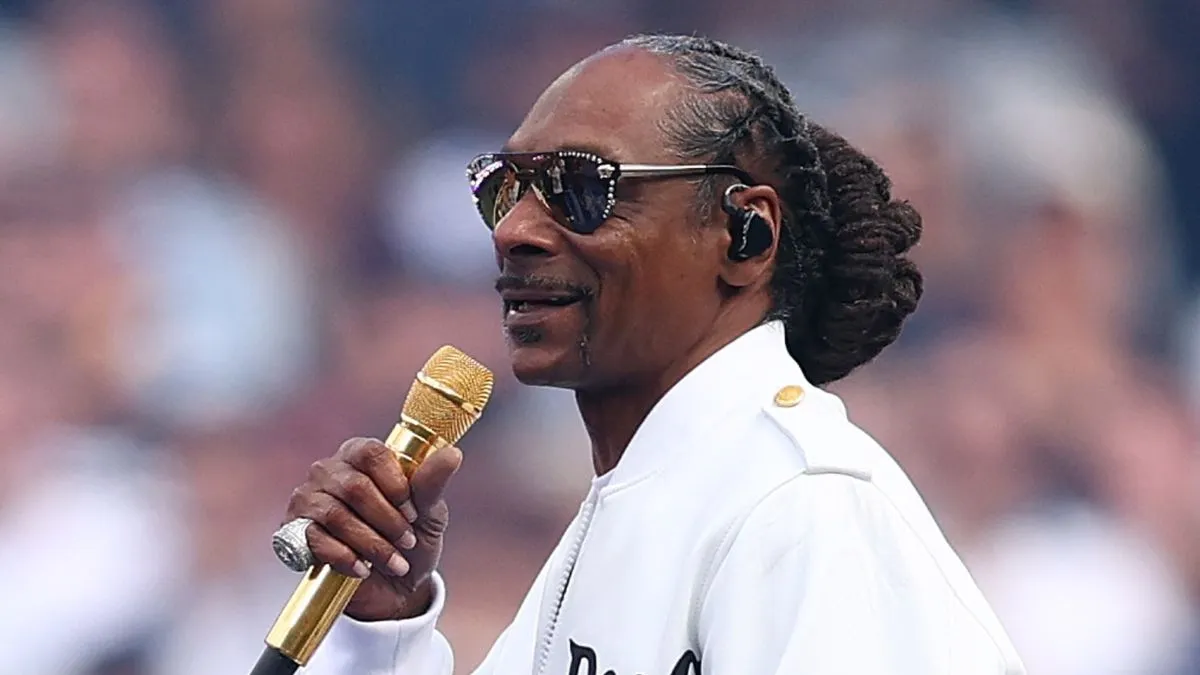 Snoop Dogg Pakai AI Seedance 2.0 untuk Video Klip ‘Slid Off’, Picu Perdebatan di Industri Musik