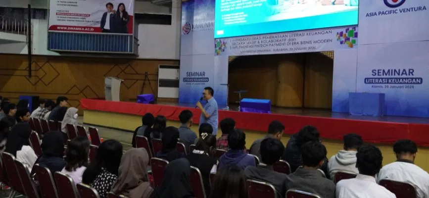 Undika Surabaya Gelar Seminar Literasi Keuangan Fintech untuk Bekali Mahasiswa di Era Transaksi Digital
