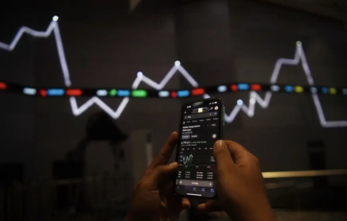Trading Halt di BEI Uji Kepercayaan Pasar, Wacana Peran Danantara Disorot