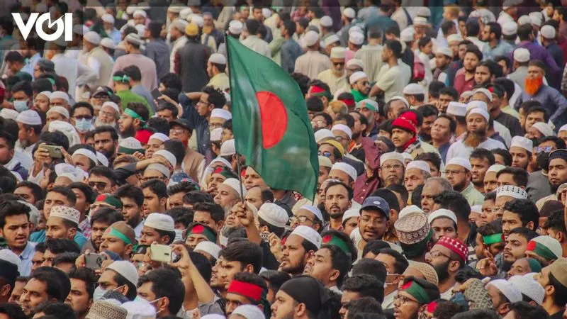 Bangladesh Liburkan Seluruh Universitas dan Batasi BBM di Tengah Krisis Energi