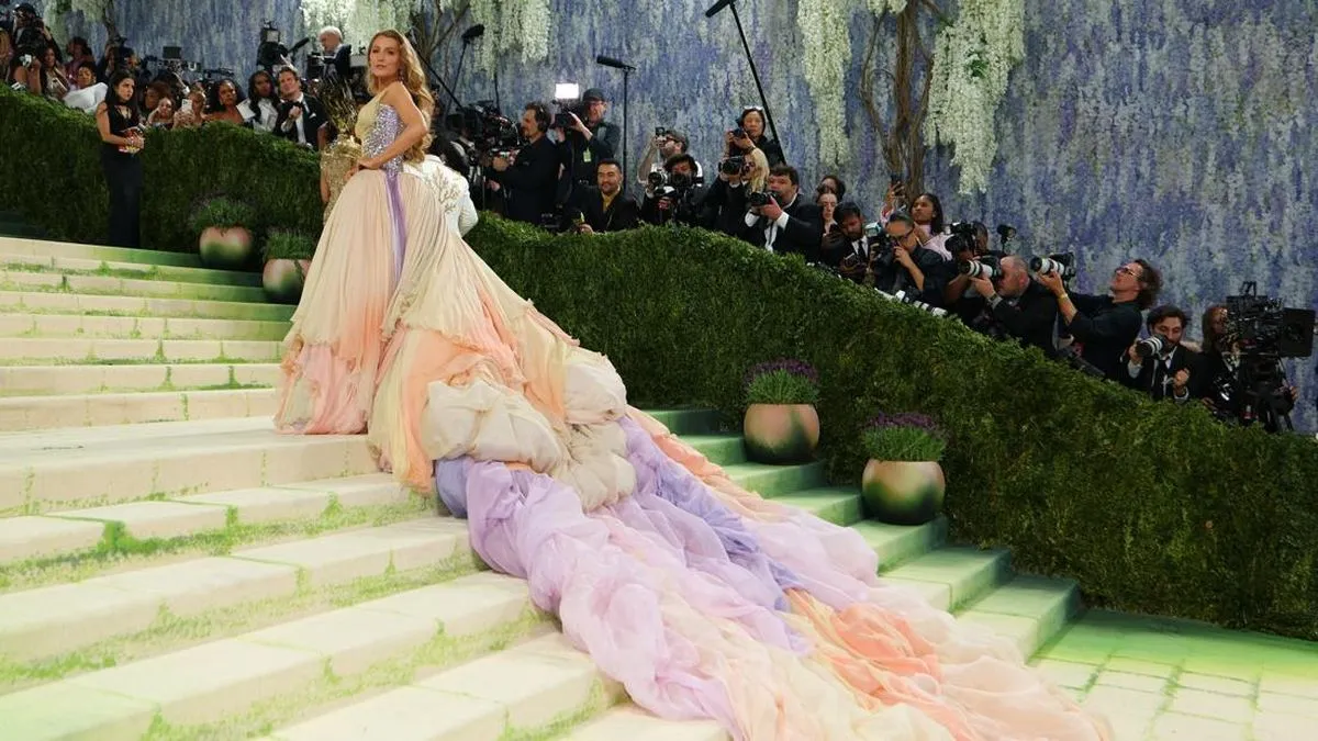 Met Gala 2026 dan “Costume Art”: Ketika Busana Menjadi Seni, dan Publik Dunia Menegosiasikan Identitasnya