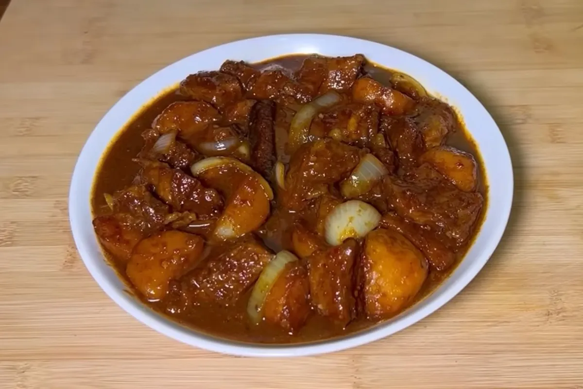 Resep Semur Daging Sapi Rumahan: Praktis, Empuk, dan Cocok untuk Idul Adha