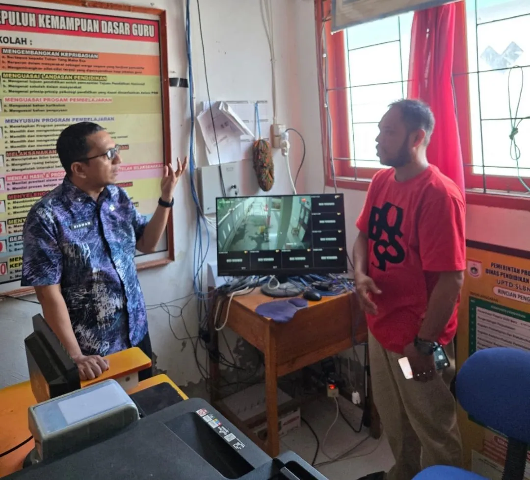 Pemprov Sulbar Pantau Pemanfaatan Bantuan Internet di SLB Negeri Campalagian