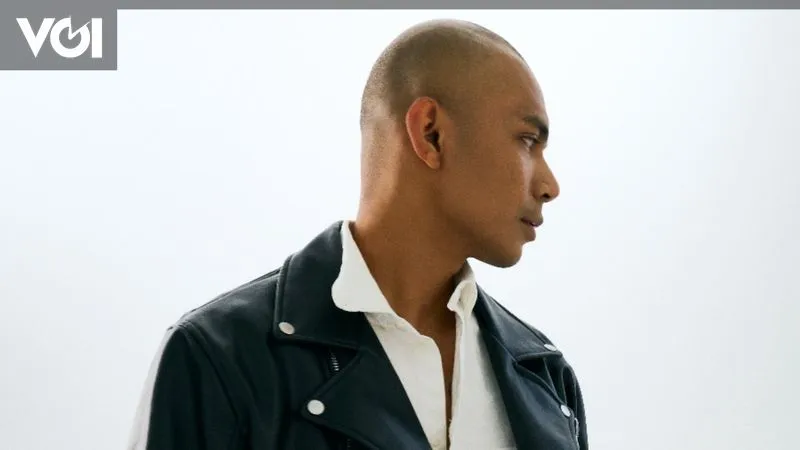 Allan Andersn Angkat Kisah Cinta Diam-Diam pada Teman lewat Single City Pop "Mau But Malu"