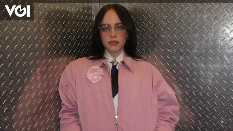 Billie Eilish Dikabarkan Diincar untuk Bintangi Film Adaptasi Novel “The Bell Jar”