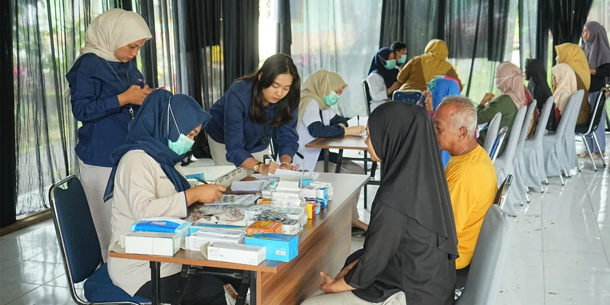 HUT ke-45 PTBA, Gerakan Menebar Senyum Salurkan Bantuan Pangan dan Edukasi Gizi