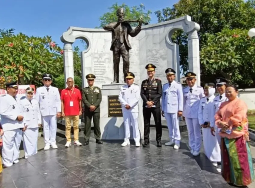 1.000 Pelajar di Surabaya Dijadwalkan Nyanyikan Indonesia Raya 3 Stanza pada Hari Musik Nasional 2026