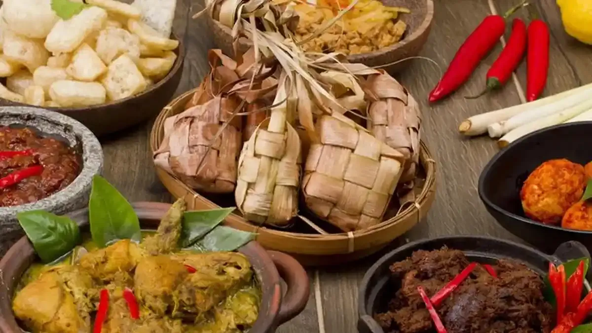 Pakar Gizi UI Ingatkan Risiko Makan Berlebihan Saat Lebaran, Bisa Picu Gangguan Pencernaan