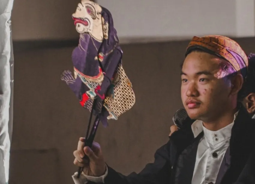 Christopher Jason Santoso, Mahasiswa ITS Keturunan Tionghoa yang Menekuni Seni Dalang dan Riset Budaya