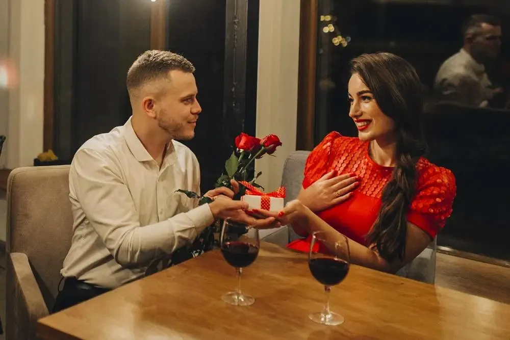 Tren Kencan ‘Weekend Lover’ Viral di TikTok, Apa Artinya?