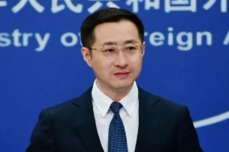 China Desak AS, Israel, dan Iran Akhiri Konflik Timur Tengah, Soroti Risiko Gangguan Energi di Selat Hormuz