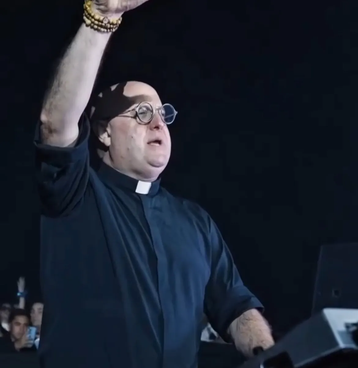 Pastor asal Portugal Gunakan Musik Elektronik sebagai Medium Pesan Iman