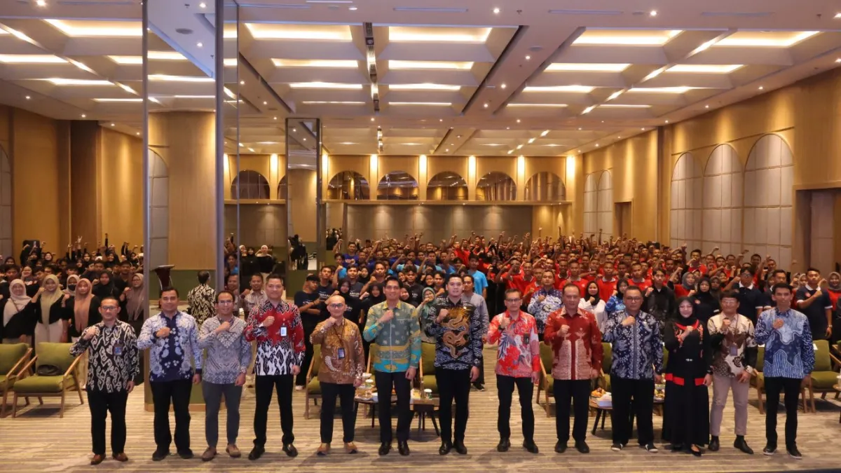 Pemkab Indramayu dan OJK Cirebon Beri Literasi Keuangan kepada 300 Calon Pekerja Migran