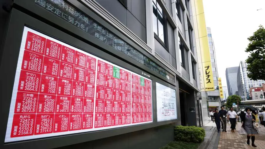 Bursa Saham Jepang Sentuh Rekor Baru Usai Kemenangan Telak PM Sanae Takaichi