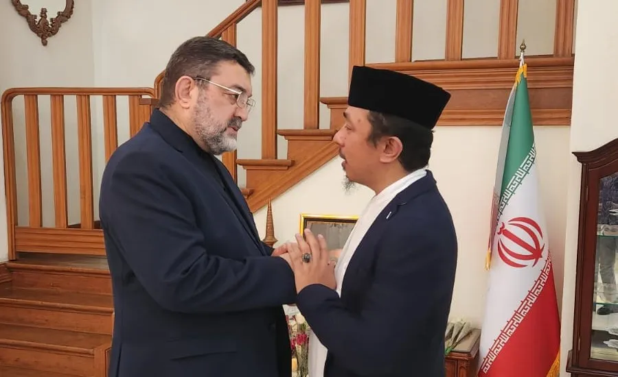 Halaman Rumah Dinas Dubes Iran di Jakarta Dipenuhi 100 Karangan Bunga dari Kader PSI