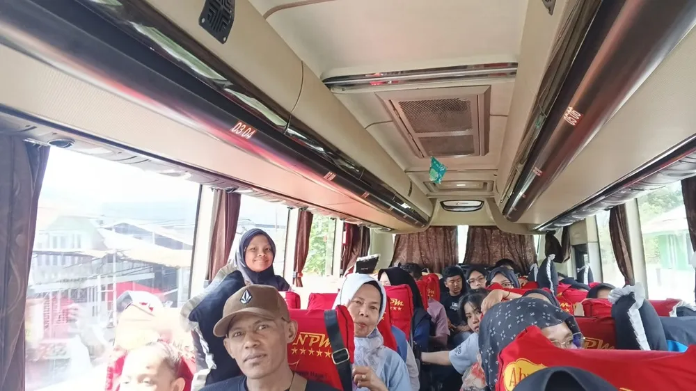 Dunia Usaha Dukung Pemulihan Psikososial Warga Padang Panjang Pasca Bencana