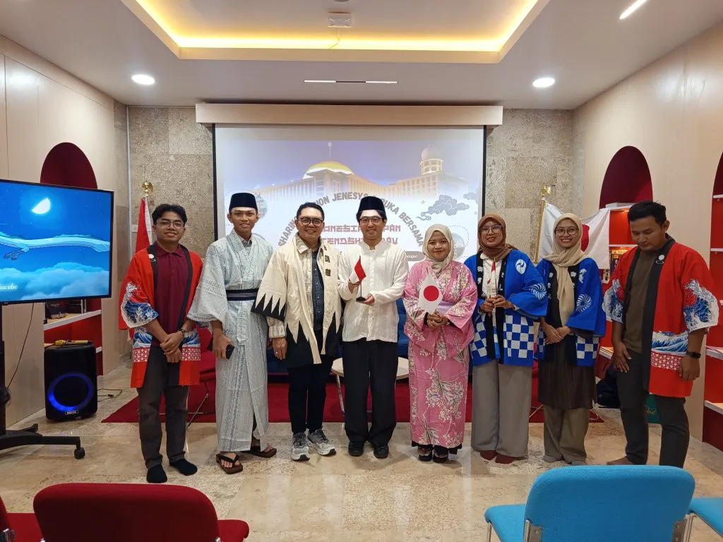 Alumni Jenesys Multicultural 2025 Gelar Sharing Session dan Buka Bersama di Masjid Istiqlal