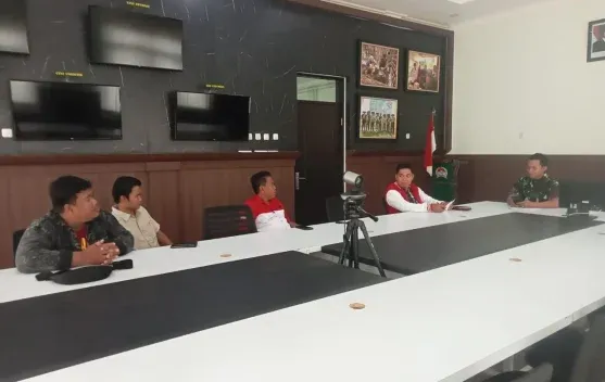 Kodim 0829/Bangkalan Terima Audiensi LIRA, Bahas Transparansi Pembangunan KDKMP