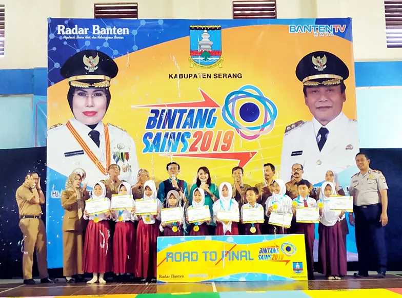 Suasana Haru Warnai Roadshow Bintang Sains 2019 di Kecamatan Tunjungteja