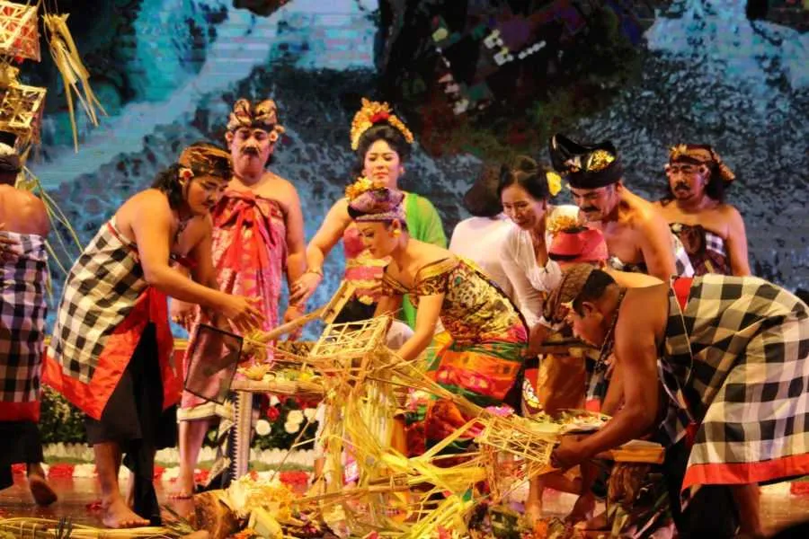 Agenda Bulan Bahasa Bali 2026: Digelar 28 Februari, Termasuk Penutupan dan Sasolahan
