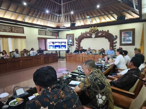 Pansus TRAP DPRD Bali Rekomendasikan Penutupan Sementara Tambang Pasir PT Pasir Toya Anyar Kubu