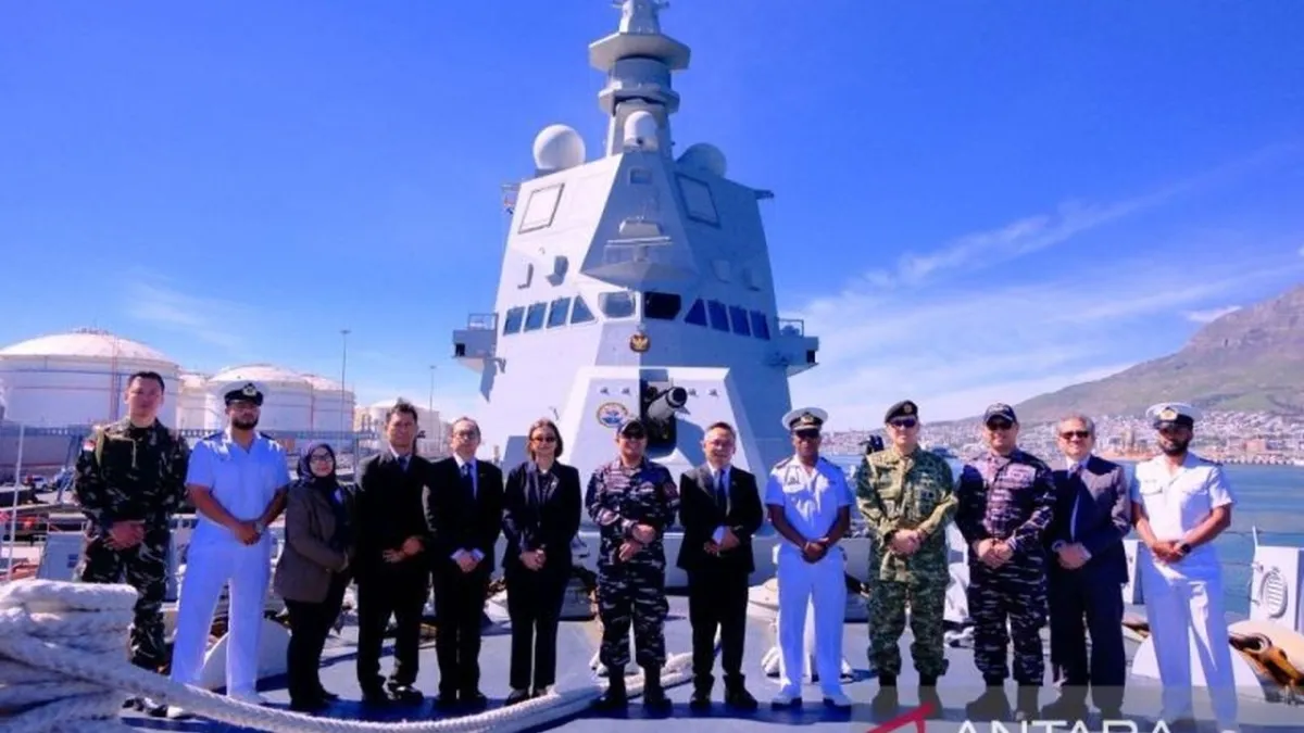 KRI Prabu Siliwangi-321 Jalankan Misi Diplomasi Angkatan Laut Indonesia di Afrika Selatan