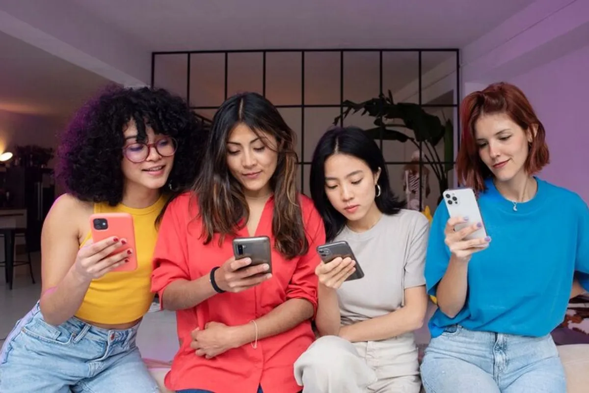 Survei Deloitte: Biaya Hidup Jadi Kekhawatiran Utama, 52% Gen Z dan Milenial Mengaku Hidup dari Gaji ke Gaji