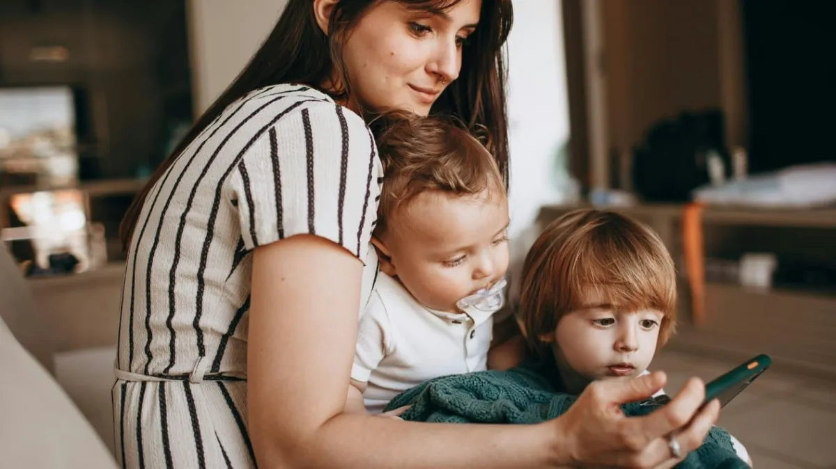 Sehari Tanpa Gadget: Dampaknya bagi Anak dan Orang Tua