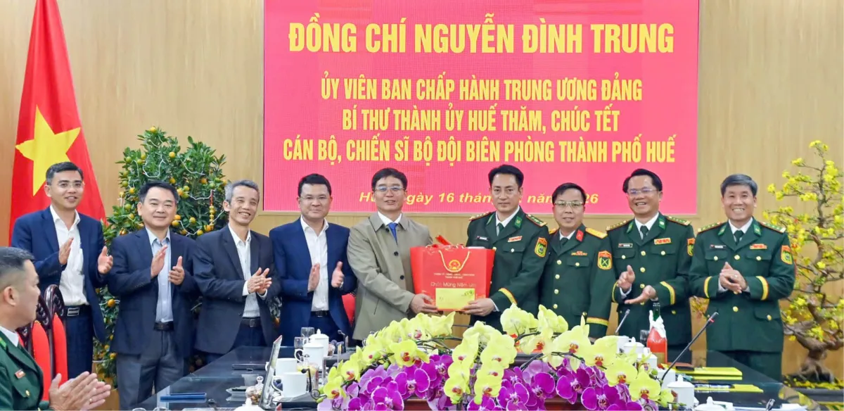Penjaga Perbatasan Kota Hue Rangkum Program Pembangunan Wilayah Perbatasan 2015-2025